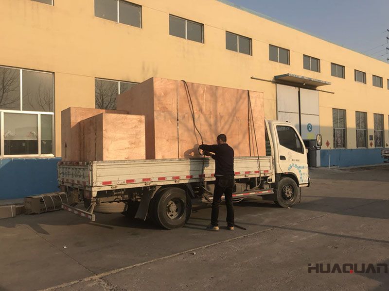 一臺(tái)HQ200GF自動(dòng)化發(fā)電機(jī)組在3月15號(hào)發(fā)往青島市