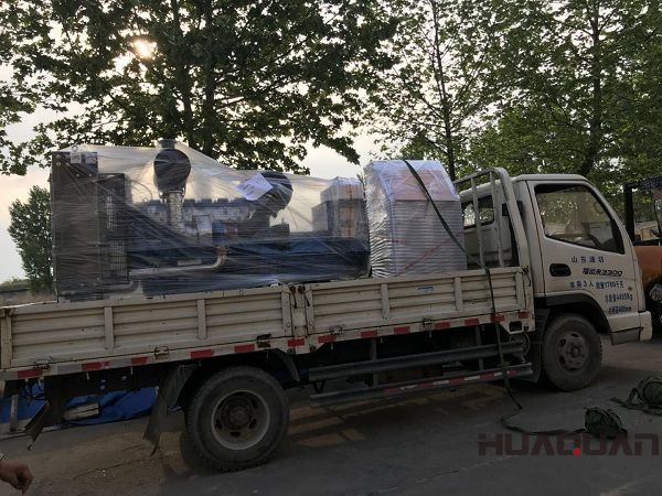 一臺200kw箱式四保護發(fā)電機組在5月27日順利發(fā)往廣東湛江吳川市