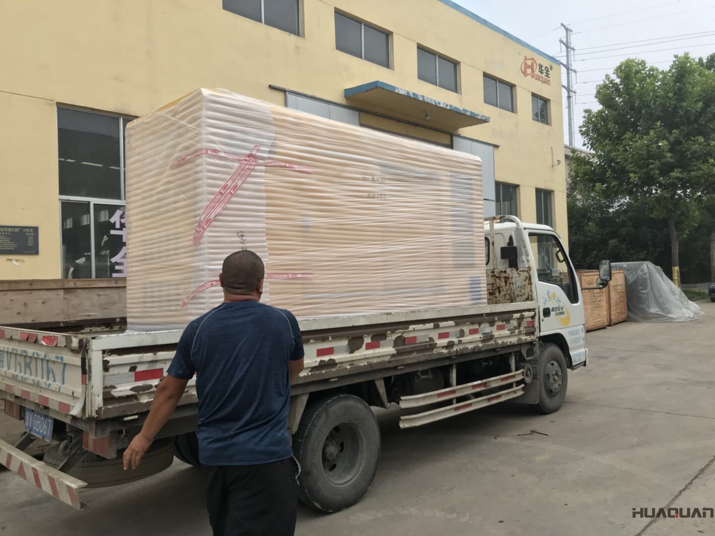 發(fā)貨了！7月28號一臺75kw靜音箱型柴油發(fā)電機(jī)組已發(fā)往河北