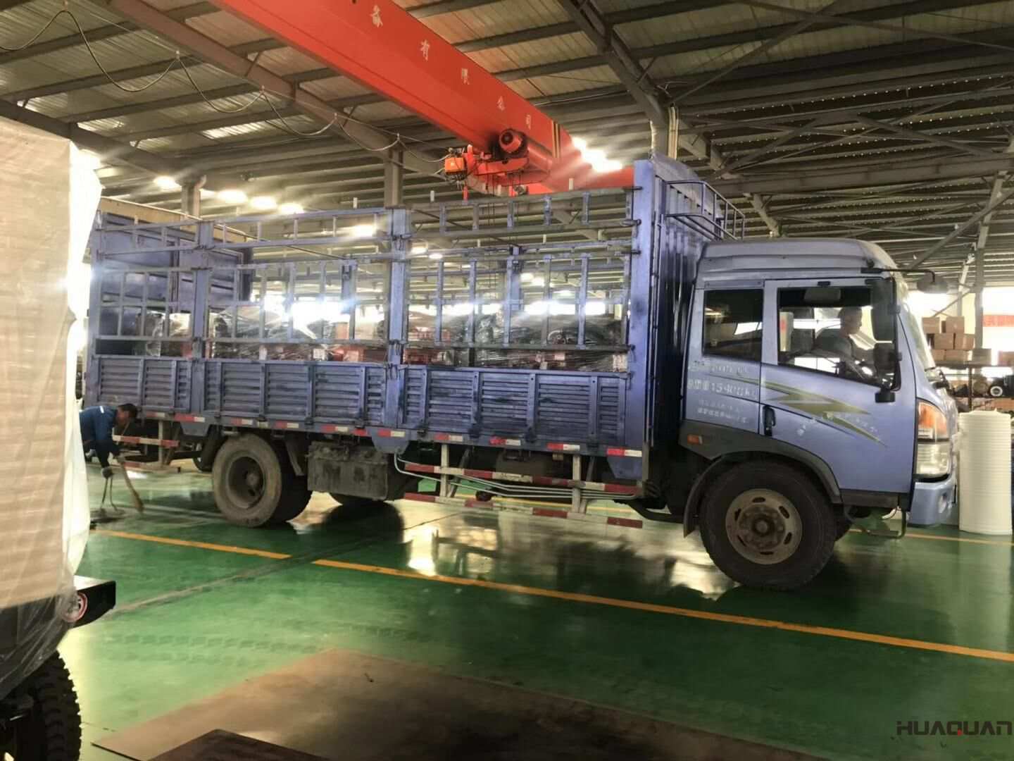 廣東省王先生從華全動力訂購的30kw和50kw標(biāo)配柴油發(fā)電機組于10月19日順利發(fā)貨