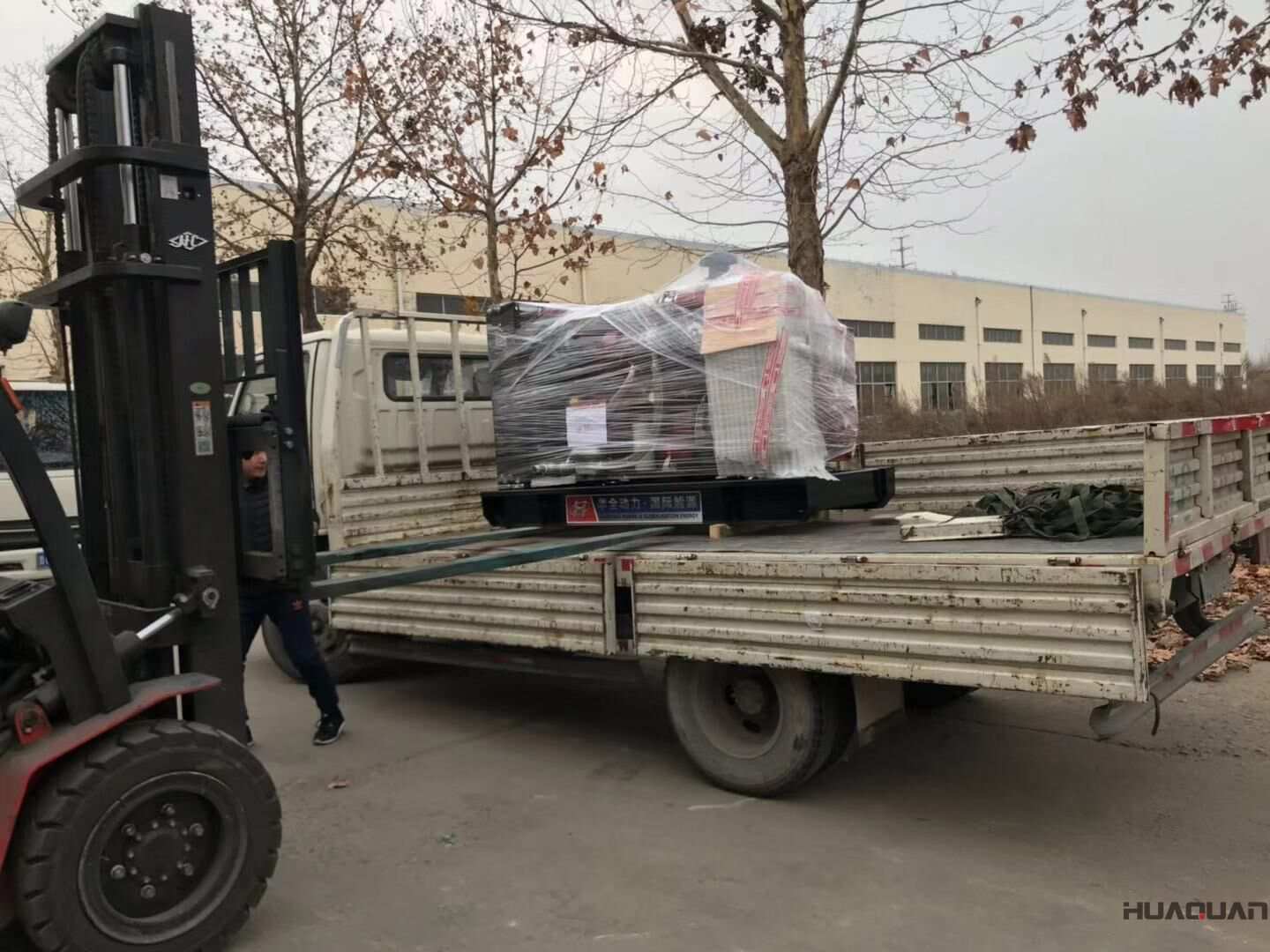 11月28日，一臺50kw標配柴油發(fā)電機組從華全動力順利發(fā)往山東省