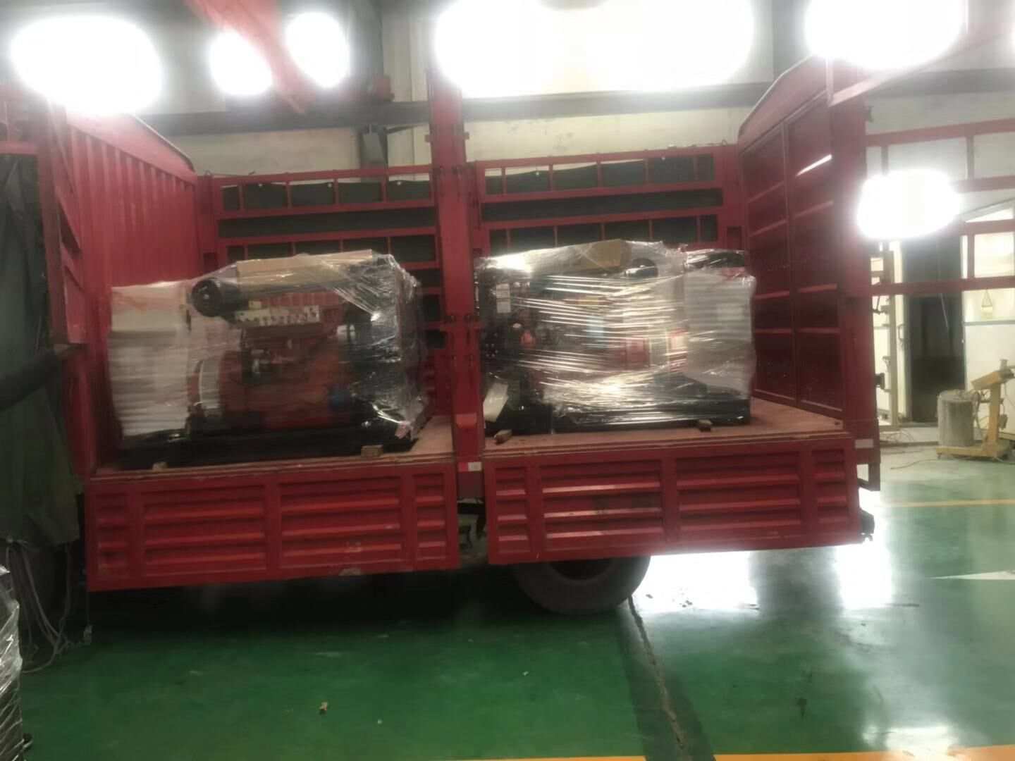 12月27日，華全動力一臺30kw標(biāo)配柴油發(fā)電機組順利發(fā)往山東省