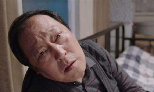 《都挺好》蘇大強居然背著家里人去買發(fā)電機組了，聊天記錄曝光